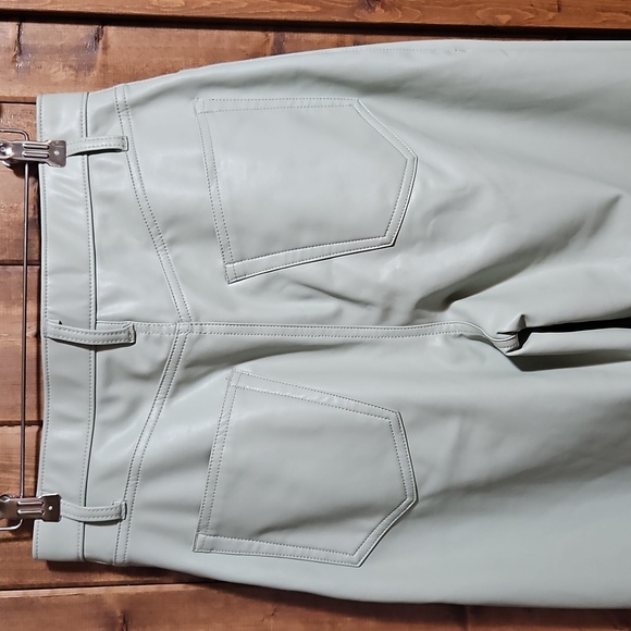 A&F Curve Love Mint Green Faux Leather 90's Ultra High Rise Straight Leg Pant 29 - Picture 6 of 16